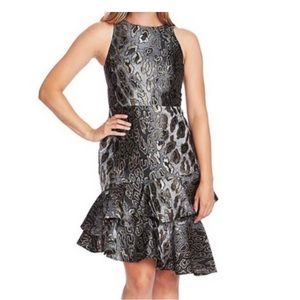 Vince Camuto Metallic Cheetah
Asymmetrical Layered Hem Jacquard
Sheath Dress 2
